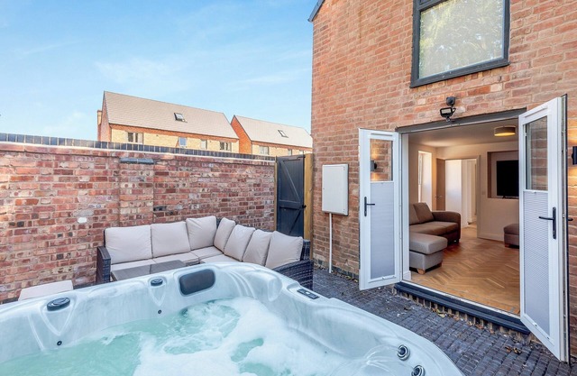 2 bedroom accommodation in Whissendine