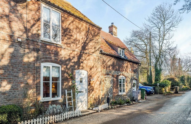 2 bedroom accommodation in Baconsthorpe, near Holt