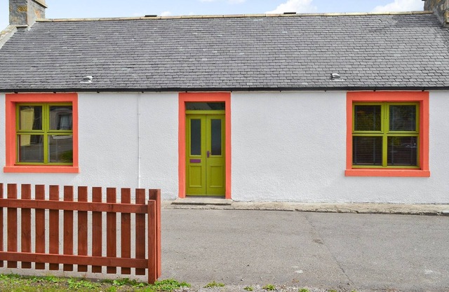 2 bedroom accommodation in Balintore