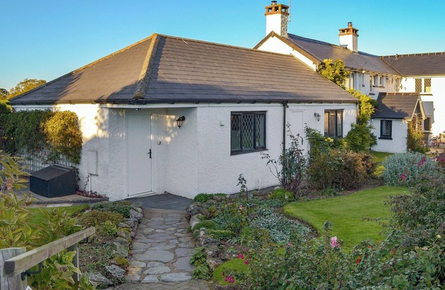 2 bedroom accommodation in Bilbrook, near Minehead