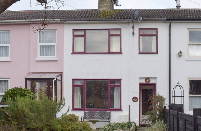 2 bedroom accommodation in Dovercourt, near Harwich