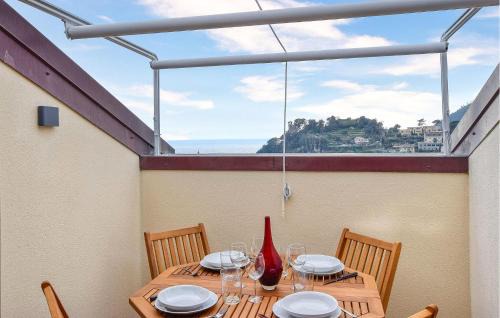 2 Bedroom Awesome Apartment In Moneglia