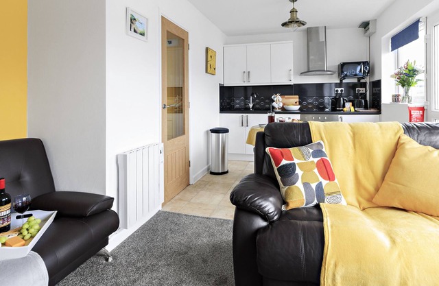 2 bedroom chalet with access to seasonal facilities including indoor heated pool