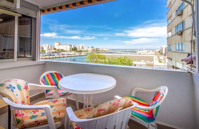 2 bedroom cozy apartment in Gandia