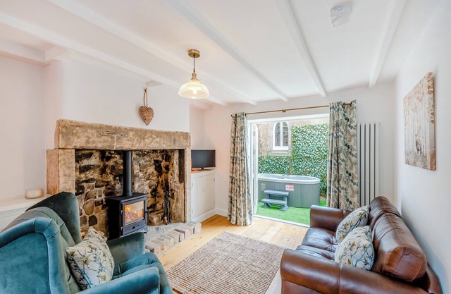 2 bedroom accommodation in Riding Mill, near Corbridge