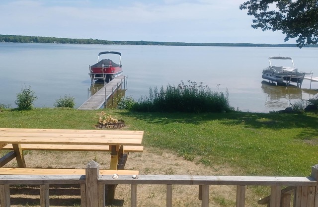 2 bedroom house on Manistique Lake