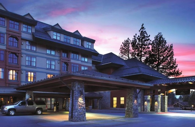 2 Bedroom - Marriott's Timber Lodge Tahoe in Heavenly - Ski In/Ski Out Sleeps 8!