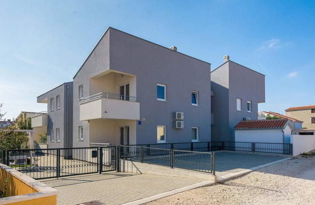 2 bedroom nice apartment in Vrsi-Mulo