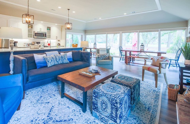 2 Master Suites, On The Harbour Town Golf Course, Large Shady Yard, Perfect Family Home!