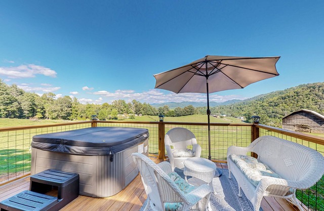 2 Tiny home cabins with private hot tubs, covered porches, & amazing views