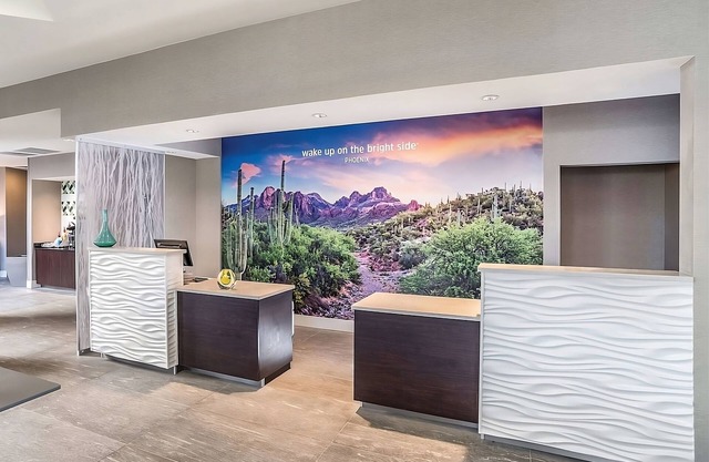 2 x King Bed DLX La Quinta Inn by Wyndham Phoenix