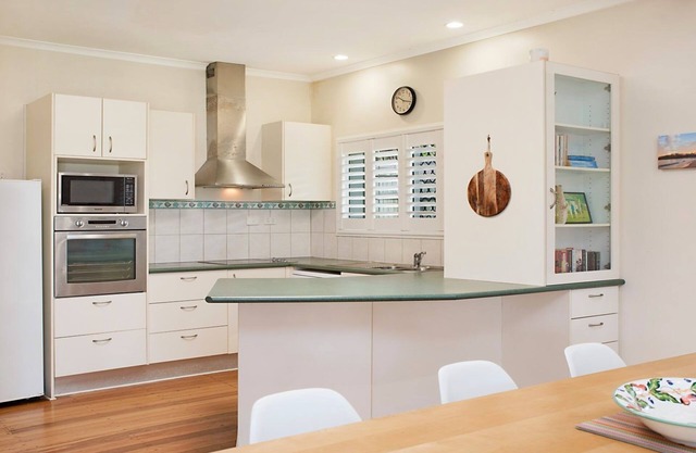 20 Mackay St Dicky Beach QLD
