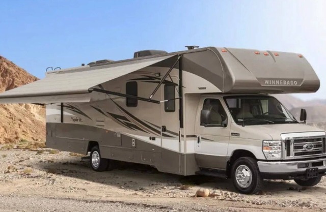 2017 Winnebago Spirit 31G