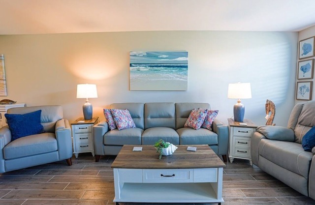 2025 PRICES REDUCED 1st Floor, Beach Access, 2 B/B, 5 Star Extremely Clean
