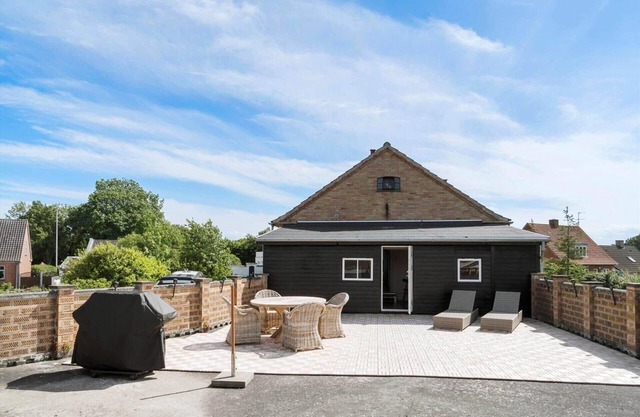 20328 Samsø - Besservej 35
