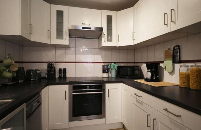 2BDR Luxury flat - RG1-Free Parking