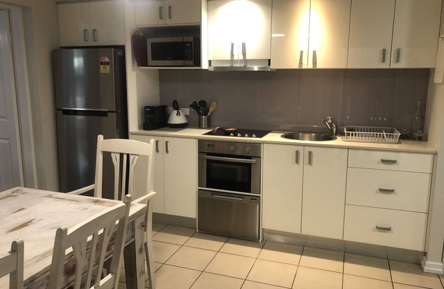 2BR Brisbane Ground Unit with private courtyard.