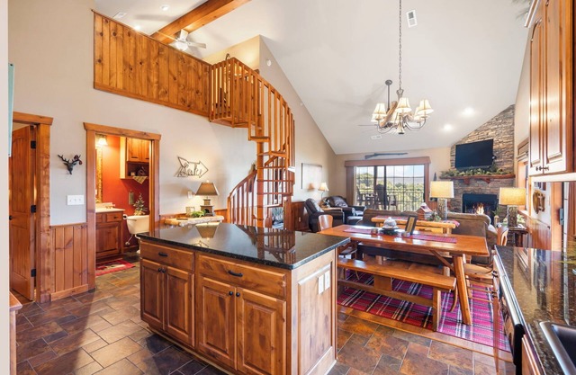 2BR+Loft Village At Indian Point 1712 near SDC -Free Tickets Daily up to $500