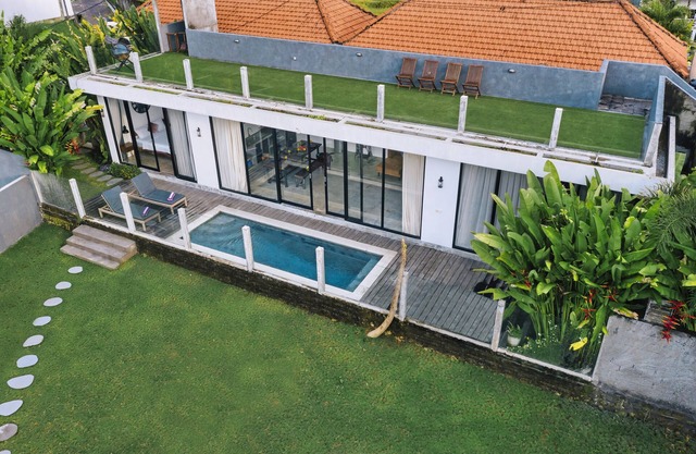 2BR/Monthly/800m2/Closed living/Rice fields view