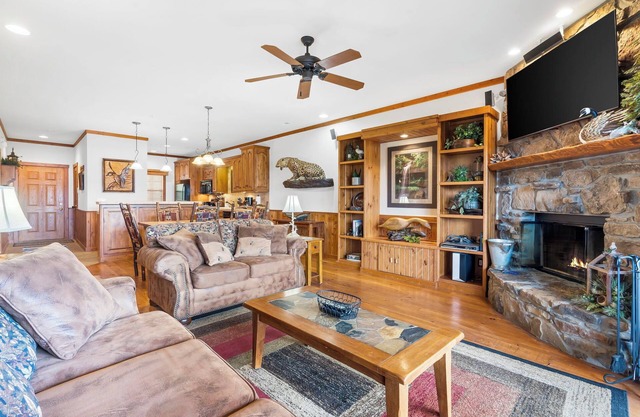 2BR Village At Indian Point 1607 near SDC - Free Tickets Daily up to $500