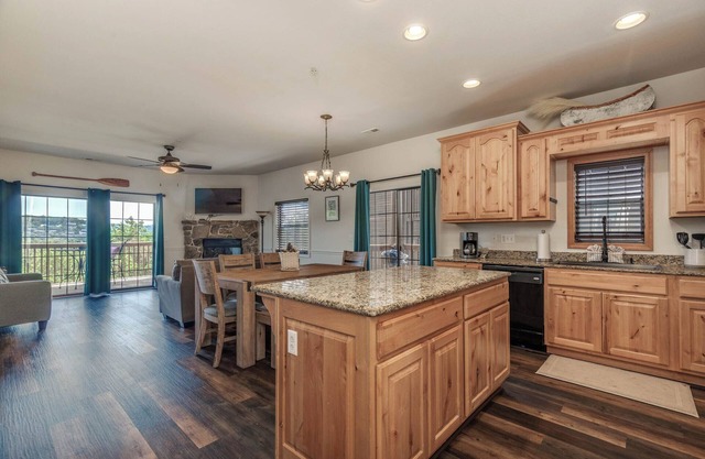 2BR Village At Indian Point 1704 near SDC - Free Tickets Daily up to $500