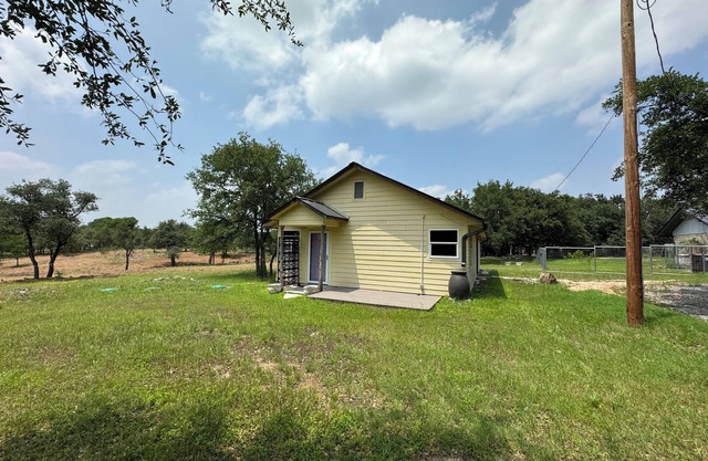 3.5 acre home - Round Rock Brush Creek Corporate remodeled fully furnished
