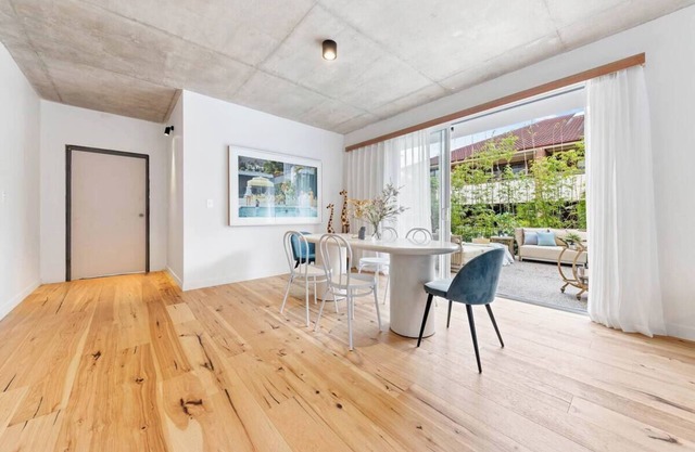 3 bed close to Wesley Hospital & Suncorp Stadium