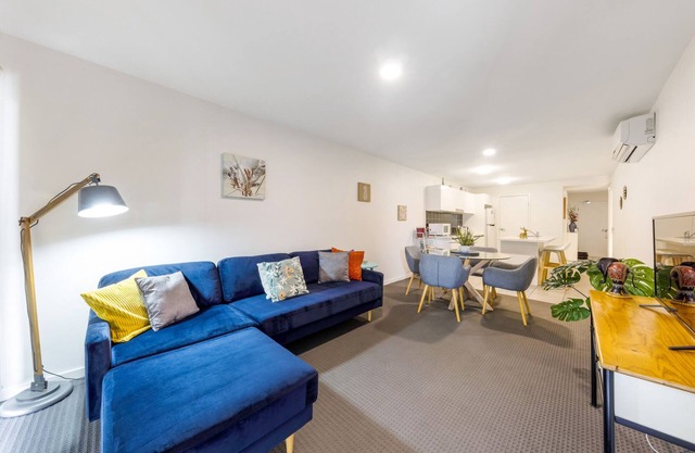 3-Bed Unit with Pool & Gym by Bush & Beach