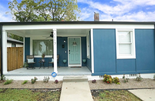 3-bedroom 2 full bath bungalow in the heart of the city minutes from DT Raleigh.