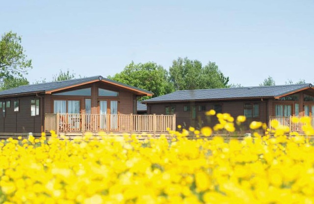 3 bedroom accommodation in Burnham-on-Sea