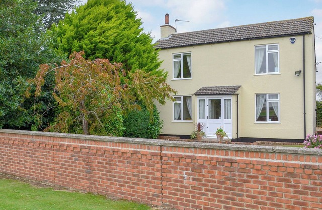 3 bedroom accommodation in Tumby Woodside