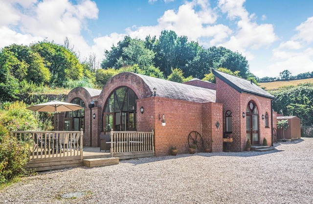 3 bedroom accommodation in Shaldon, near Teignmouth