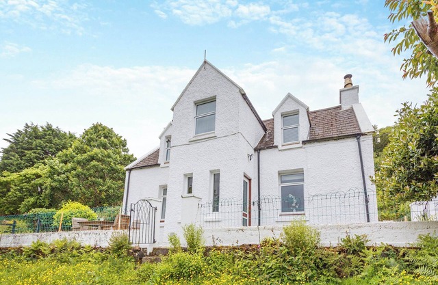 3 bedroom accommodation in Upper Colbost, near Glendale