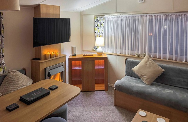 3 bedroom accommodation in Rhyl
