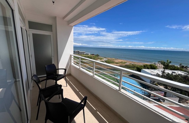 3-bedroom apartment in amazing Ocean Club Playas, Private Parking&Security.