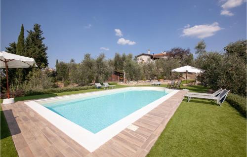 3 Bedroom Awesome Apartment In Marti Pi