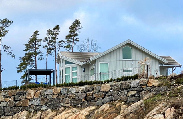 3 bedroom beautiful home in Færvik