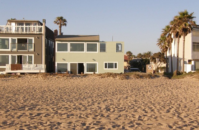 3 Bedroom House Sleeps 8