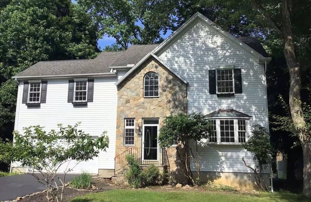 3-bedroom house in peaceful Westport with AC, WiFi. Enjoy your stay