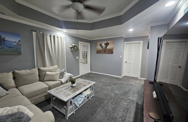3-bedroom house in terrific Omaha with WiFi, AC