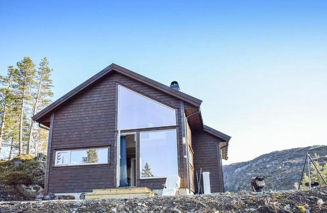 3 Bedroom Nice Home In Skare