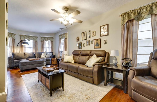 3 Mi to Dtwn Springfield Home with Deck!
