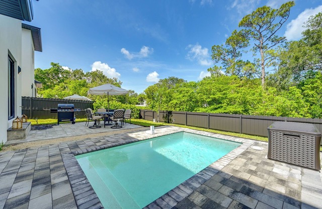 3 Mi to Naples Beach: Luxurious Home w/ Pool!