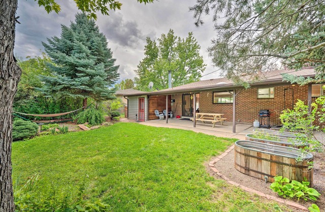 < 3 Mi to Pearl St: Home w/Large Yard in Boulder
