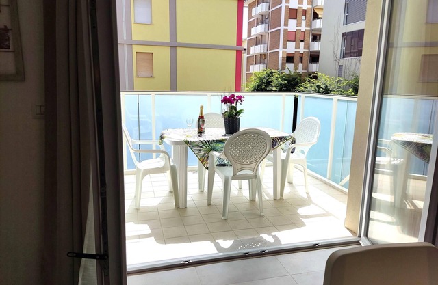 3-room apt. 50 m from the beach with SEA VIEW!