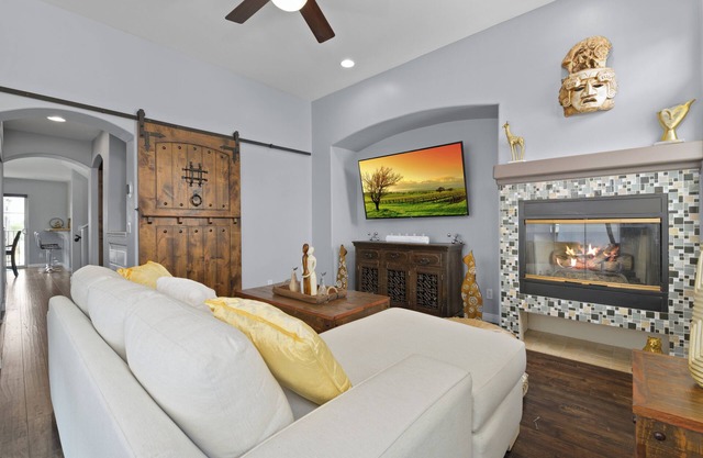 3 Story Spanish Style House, Best Location in SD. Views of North Park, With AC