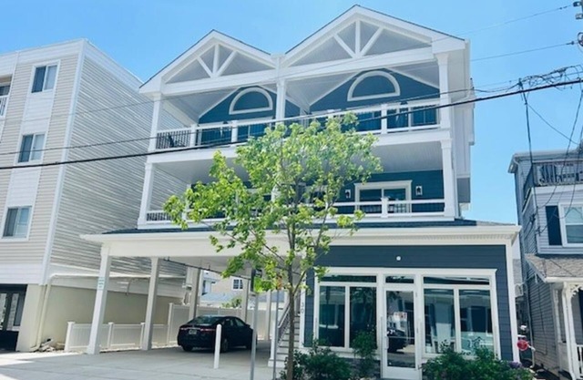 30 42nd Street, Unit:West