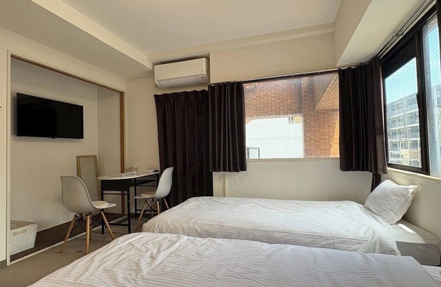 304 Twin room with shower room 2 single beds Near Kanazawa Castle Park/Kanazawa Ishikawa