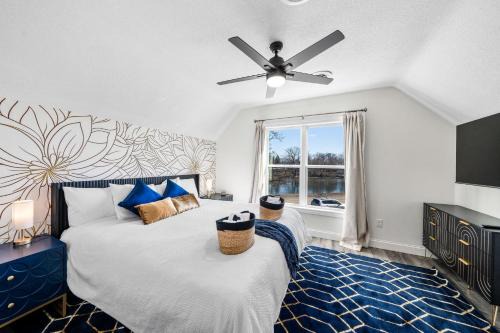 3bd25 Home5m Dt Elkhart30m Notre River View