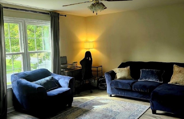 3bedroom 2bath house 45 minutes to DC, near Quantico, Fredericksburg Stafford VA